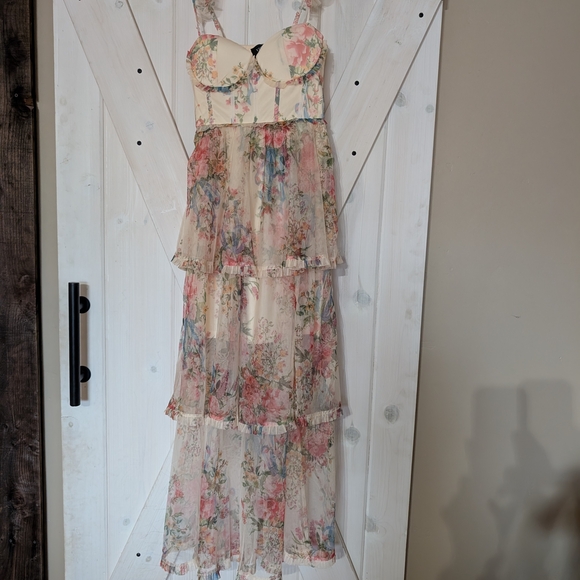 Vici Floral High Low Dress - Cream and Pink - Picture 3 of 5